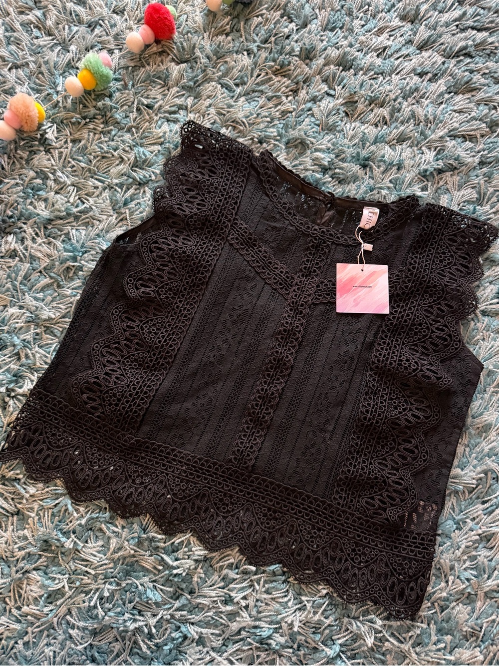 Chicwish — Black Lace Flutter Sleeve Blouse